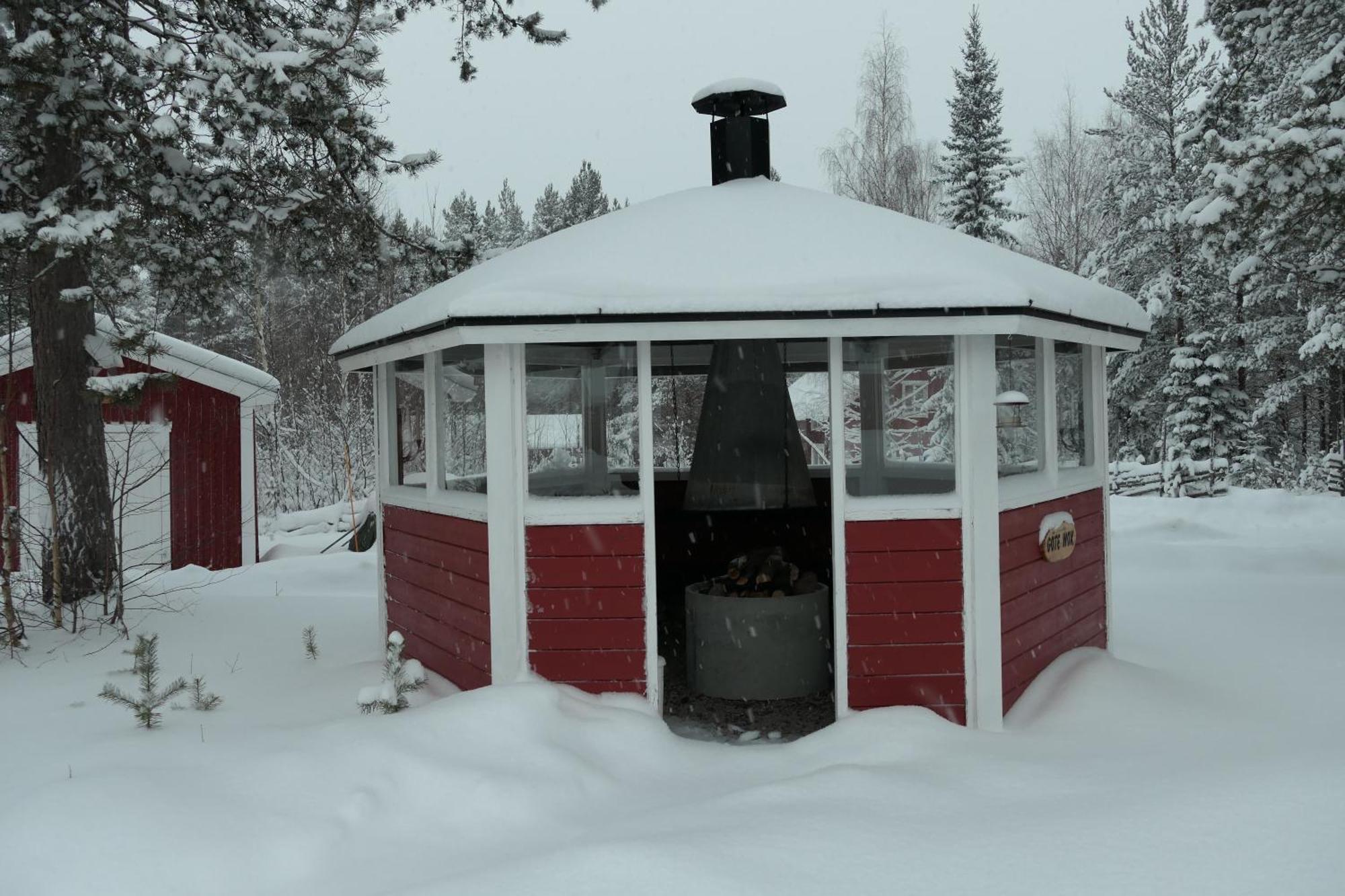 Arctic Ranch Villa Overkalix Exterior photo